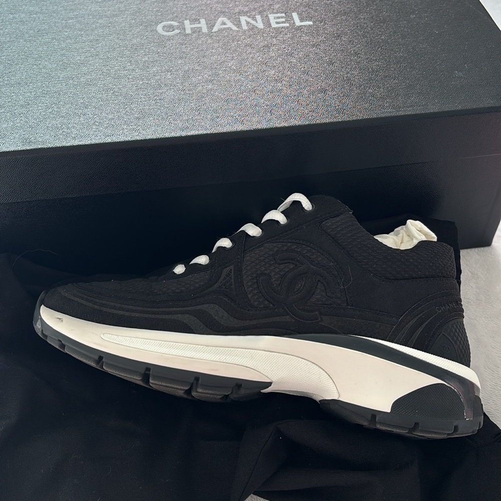 CHANEL BLACK SNEAKERS